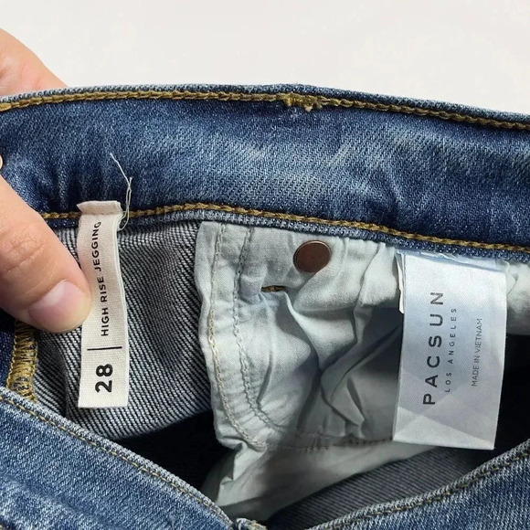 Pacsun High Waisted Destroyed High waisted Jegging Jeans - Picture 4 of 12